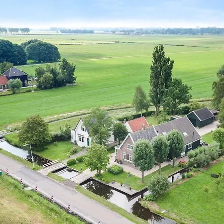 Idyllic Farmhouse Отель типа 